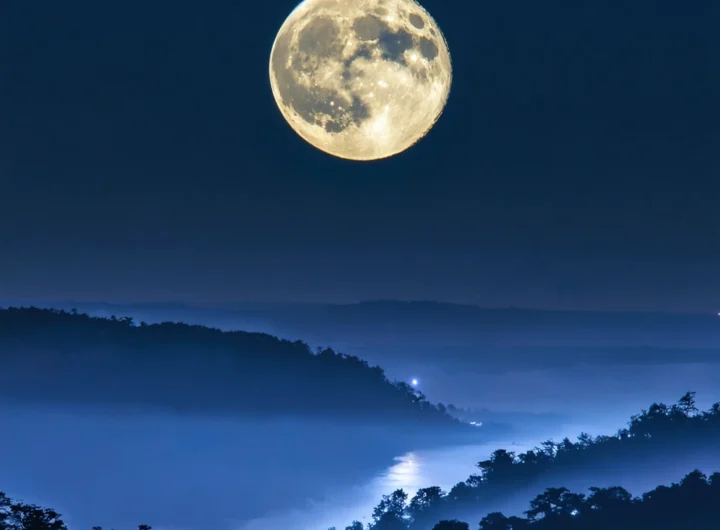 Micro Lunar Mystery: April 12, 2025 Full Moon at Apogee